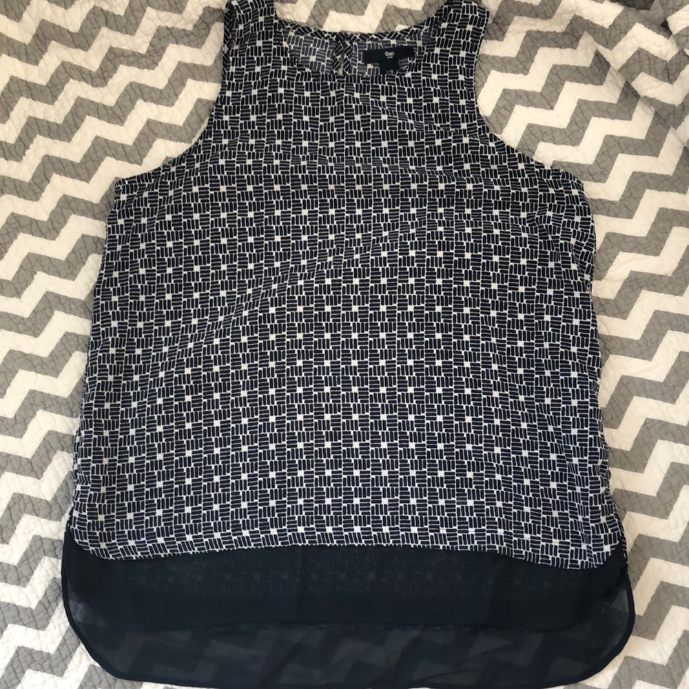 Gap summer top